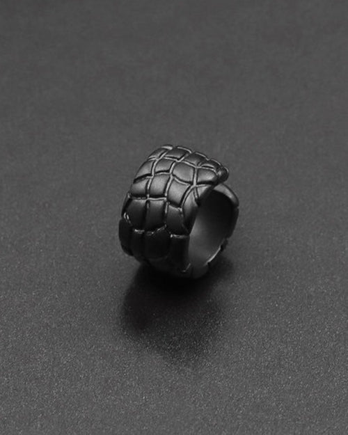 IVXLCDM ×wjk  croco pattern ear cuff